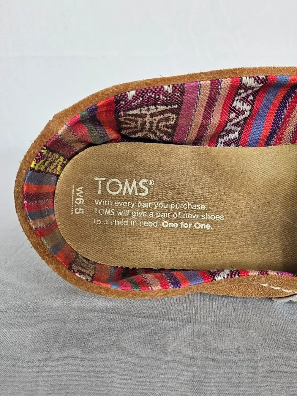 TOMS Embroidered Slip-On Flats | Boho Festival Shoes | Tan | Size 6.5